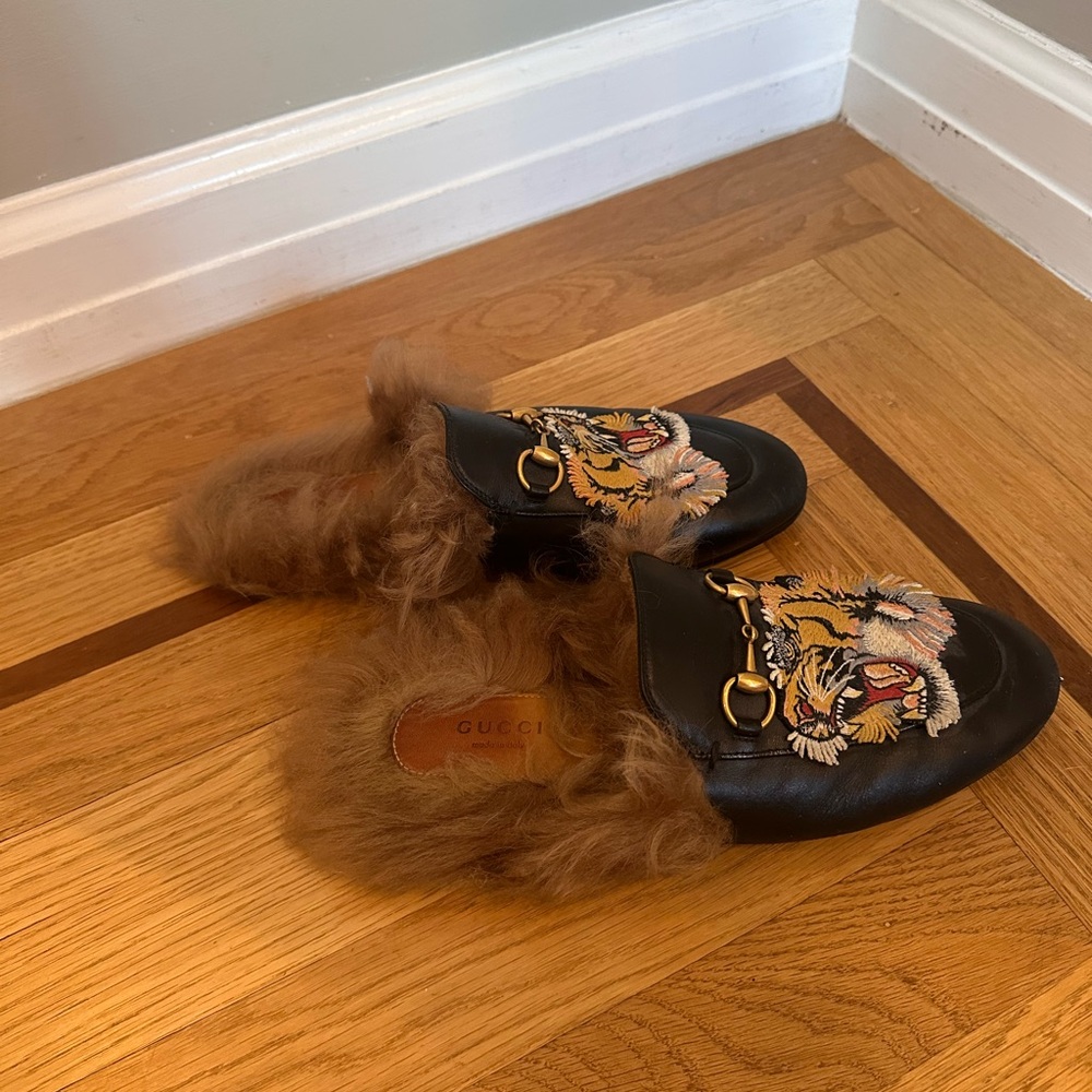 Gucci Princetown Tiger Fur Mule Slippers - Picture 7 of 10